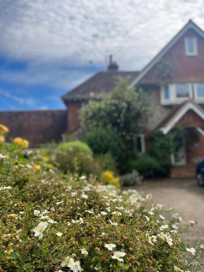 Stonehenge Hostel - Yha Affliated Cholderton Kültér fotó